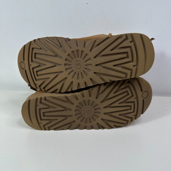 Ugg Bailey Brown Bow Boots Women's Size 7 USA - Picture 10 of 11